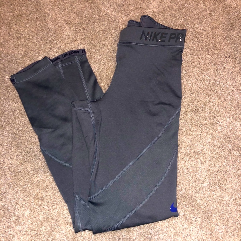 Nike pro
